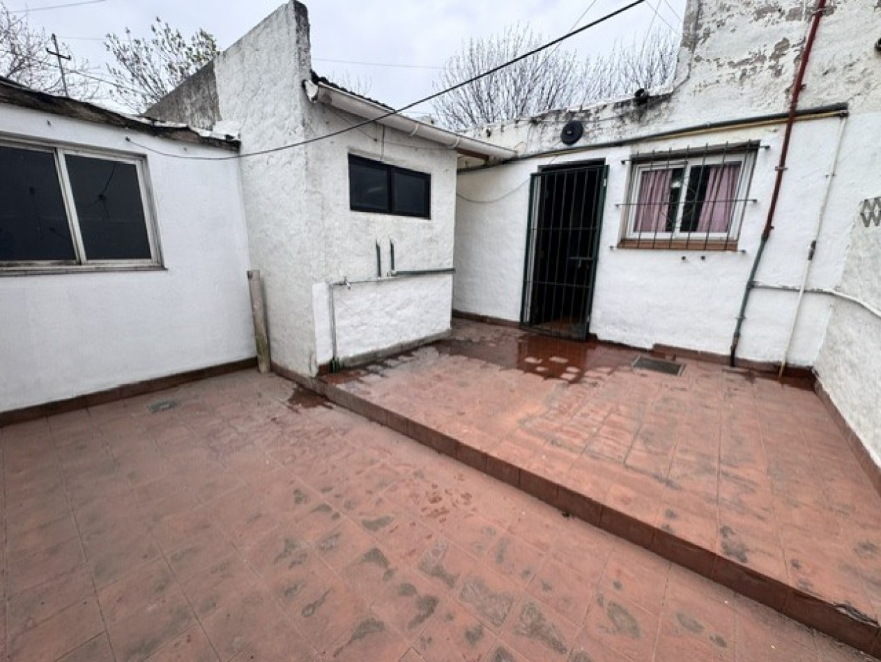 ALQUILER CASA 3 AMB. GJE. PATIO 