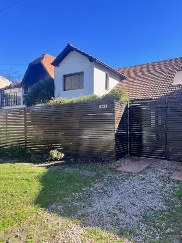 VENTA CHALET EN CUADRA DE PRIVILEGIO, FRENTE AL  PARQUE PRIMAVESI, HERMOSA VISTA