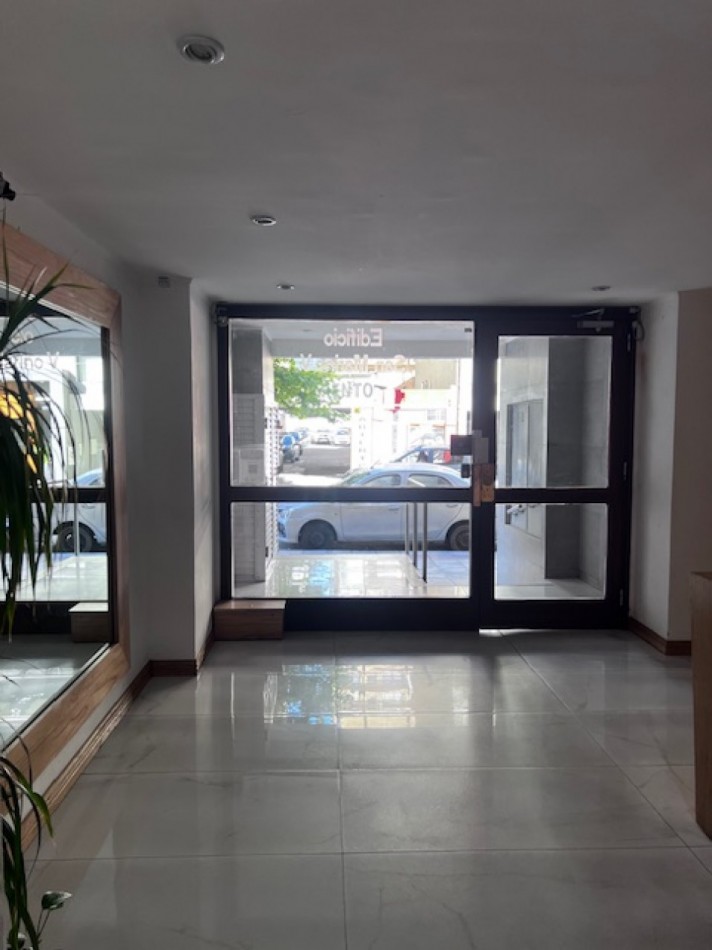 venta departamento 3 ambientes, zona aldrey, al frente con terracita, 