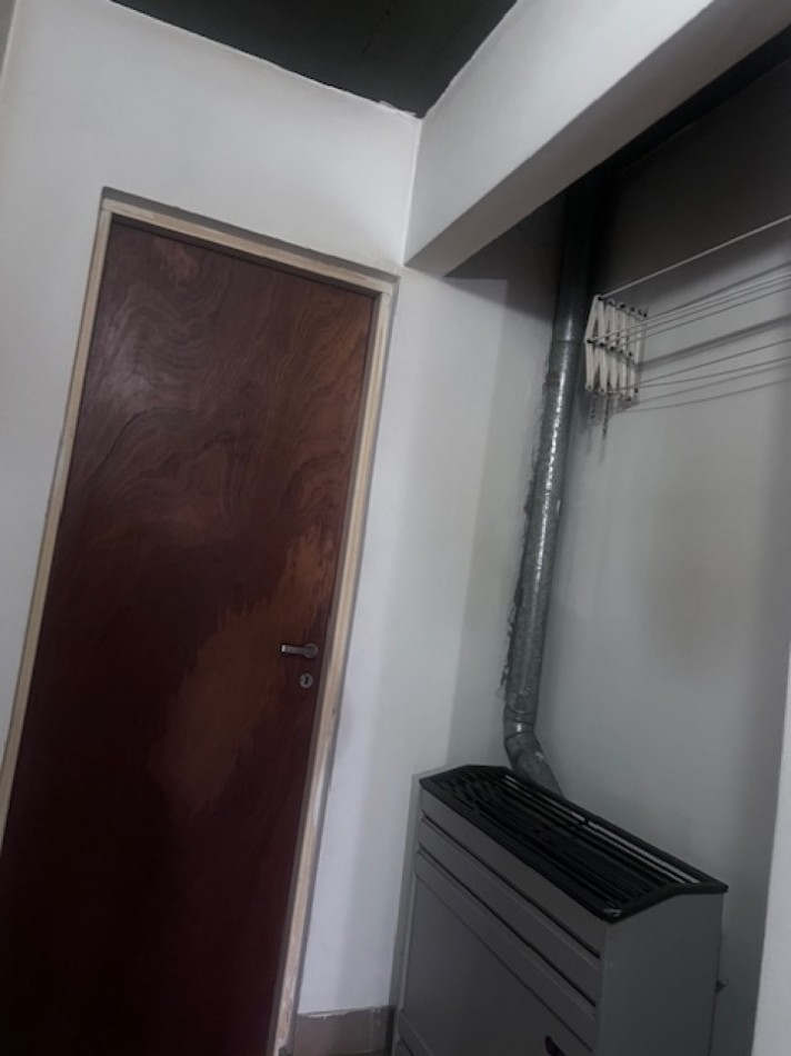 venta chalet en mar del plata, cercano a barrio santa Monica, 3 amb. con parque, garaje y trotadora varios autos.