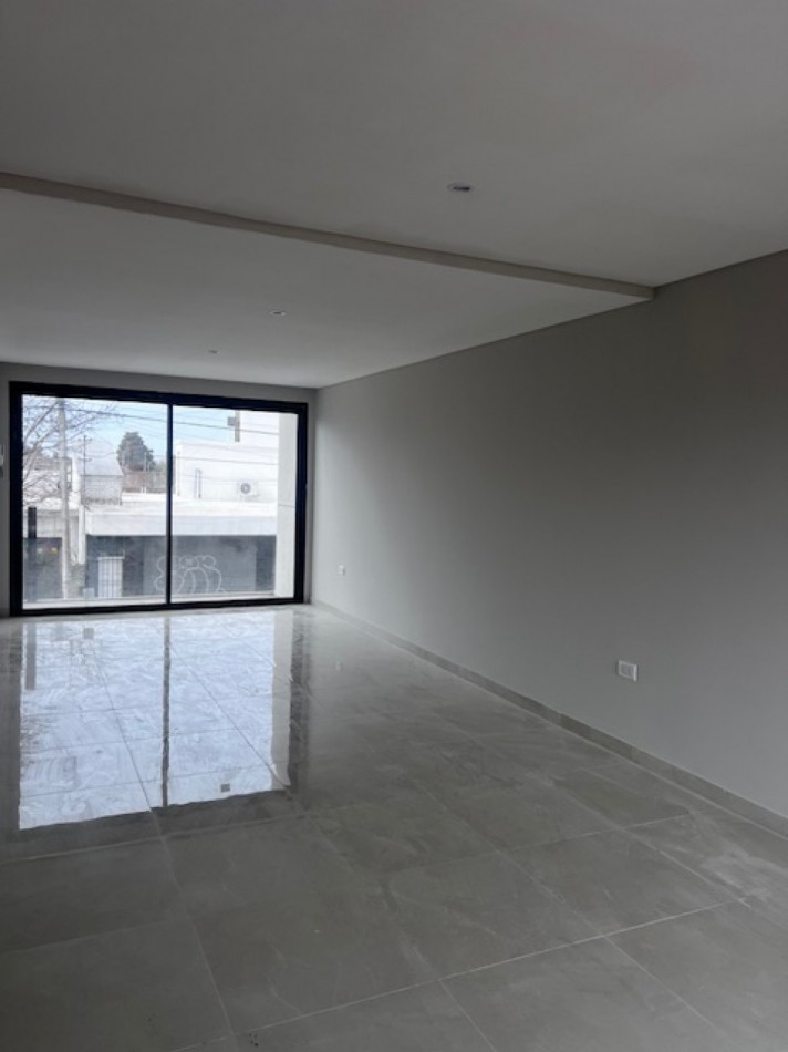 VENTA DEPARAMMENTO/PH EN P.A, 3 MB. EN DUPLEX CON PAQUE VILLA PRIMERA