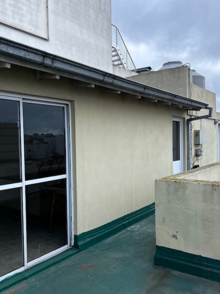 ALQUILER 24 MESES, MAR DEL PLATA,  ZONA CHAUVIN, 3 AMB. AL  FRENTE CON BALCON Y COCHERA