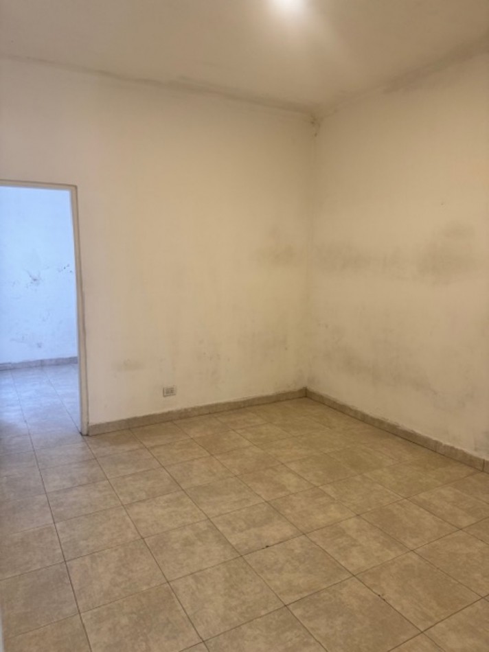 VENTA MDP, CASA 4 AMB. CON PATIO, BARRIO SAN JOSE