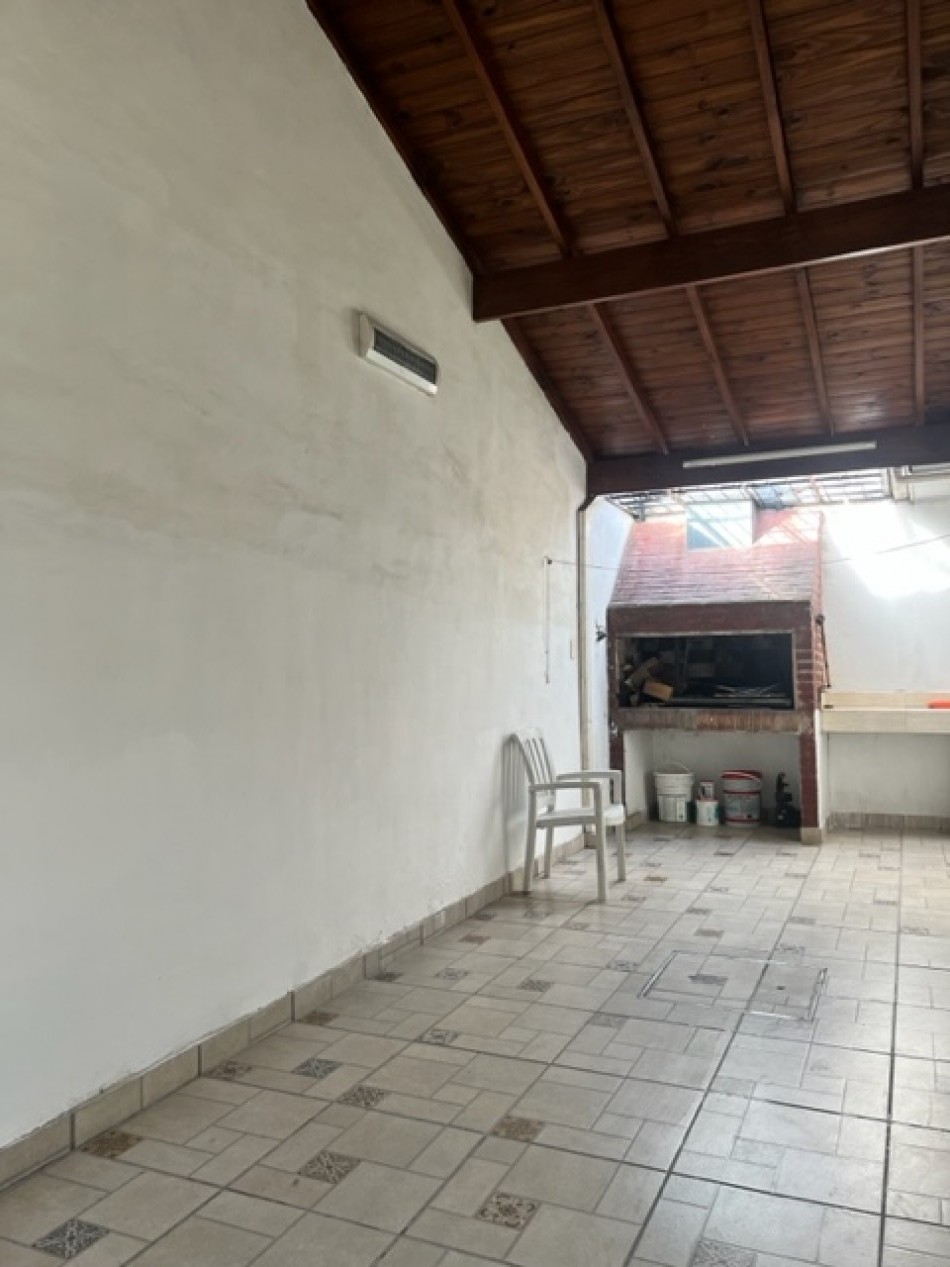 ALQUILER MDP, CASA PUNTA MOGOTES, 3 AMB., GGE. Y PEQUEÑO RETIRO PERIMETRAL