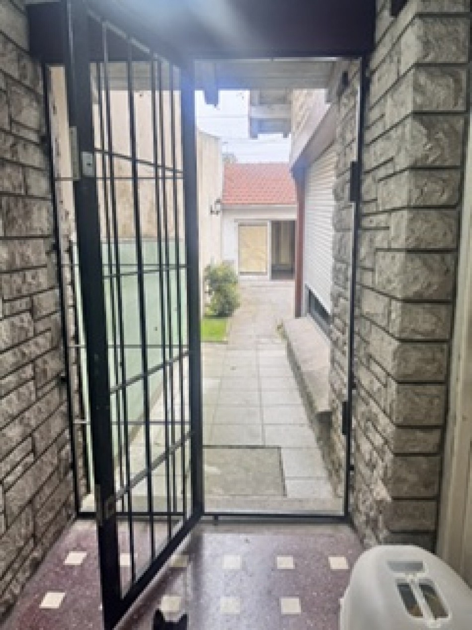 VENTA BARRIO SAN JOSE, chalet tipico MDP, MAS LOCAL AL FRENTE