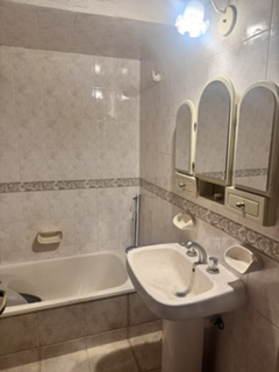 VENTA BARRIO SAN JOSE, chalet tipico MDP, MAS LOCAL AL FRENTE