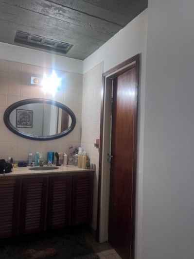 venta chalet en mar del plata, cercano a barrio santa Monica, 3 amb. con parque, garaje y trotadora varios autos.