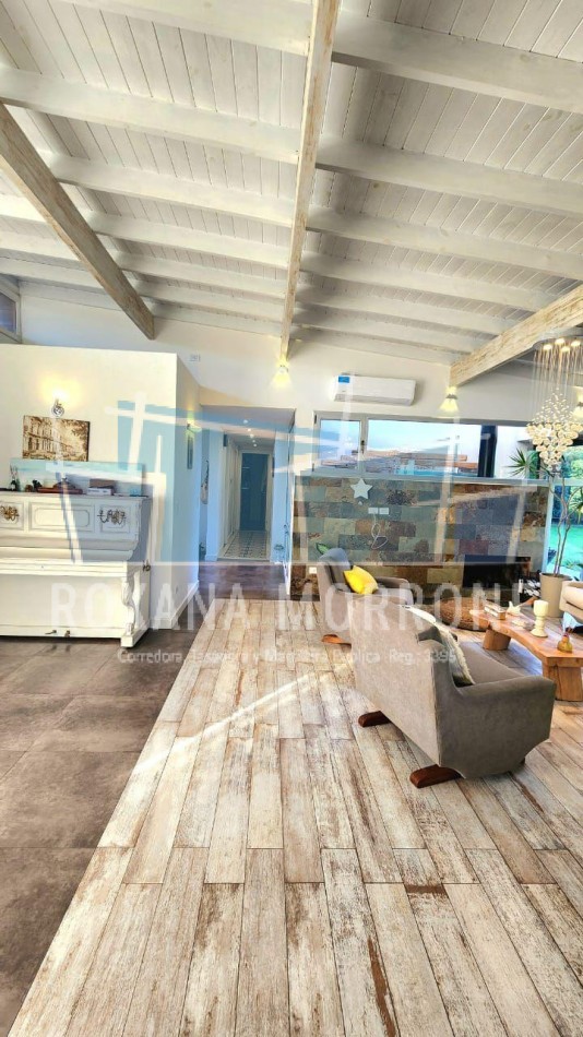VENTA IMPACTANTE CHALET EN  RUMENCO, LOS CEIBOS NORTE, EMPLAZADO EN LOTE DE PRIVILEGIO