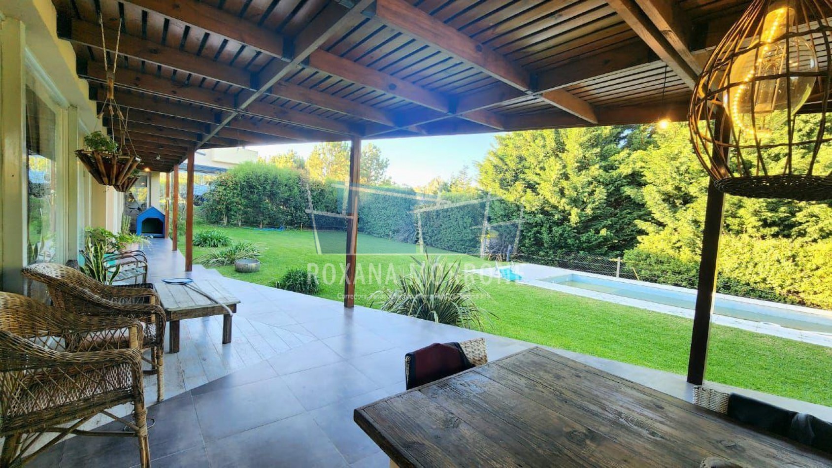 VENTA IMPACTANTE CHALET EN  RUMENCO, LOS CEIBOS NORTE, EMPLAZADO EN LOTE DE PRIVILEGIO