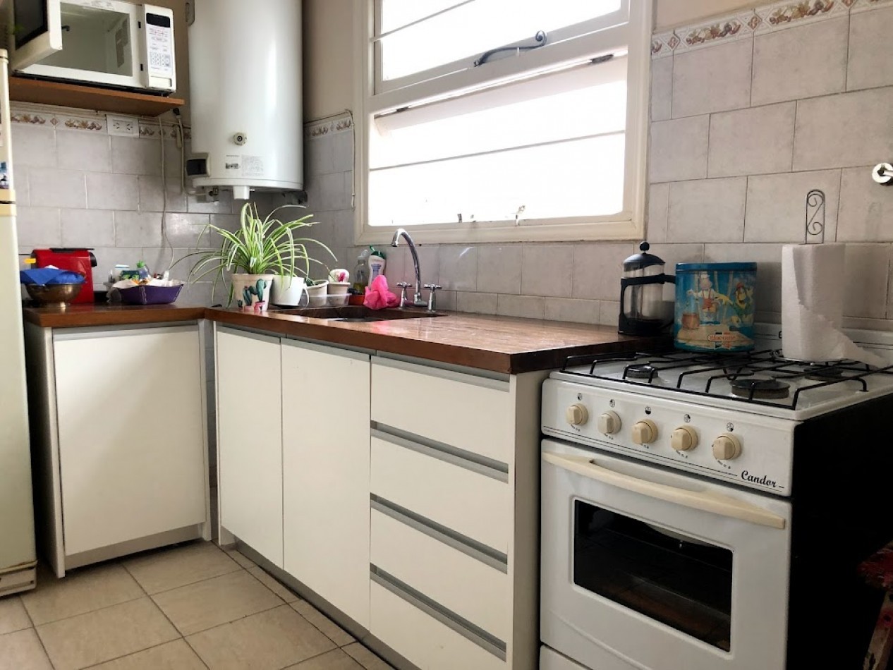DISPONIBLE DICIEMBRE, ALQUILER por temporada corta o de verano en  Mar del Plata !!! DEPARTAMENTO  2 amb.  2/3 PLAZAS. MUY AMPLIO, LUMINOSO Y TRANQUILO.  ZONA CHAUVIN, 1o PISO POR  ESCALERA,  HERMOSO !!!!