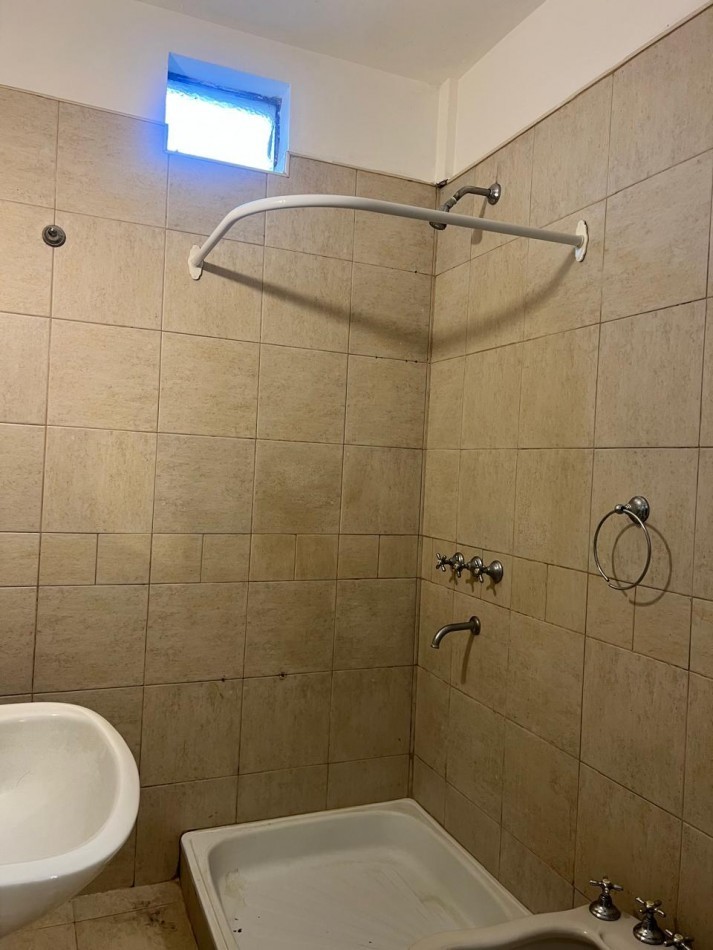 ALQUILER DE DEPARTAMENTO 3 AMBIENTES con COCHERA ZONA GUEMES