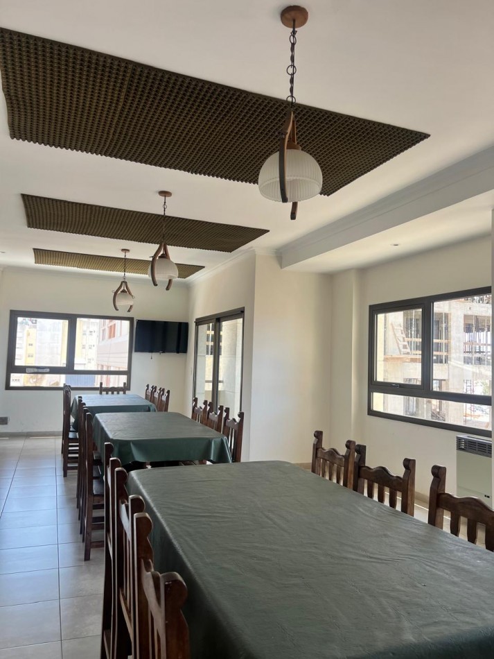 ALQUILER 24 MESES, MDP, IMPACTANTE PISO DE 3 AMB. LIVING COMEDOR, COCINA COMEDOR, LAVADERO , BALCONES, DOS COCHERAS, VISTA PLENA AL MAR  DESDE TODOS LOS AMBIENTES, UNICO !!!! CON MUEBLES !!!!