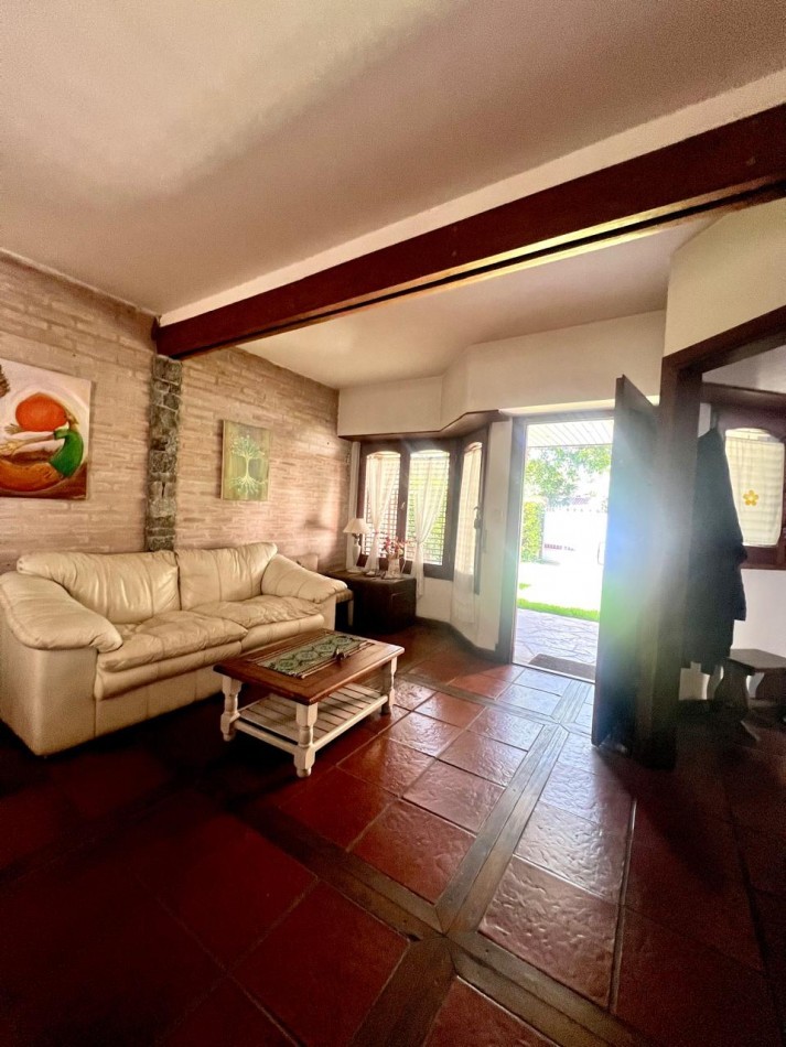 VENTA| CHALET| 4 AMBIENTES| PLAYA GRANDE