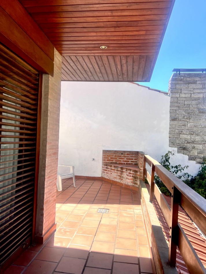 VENTA| CHALET| 4 AMBIENTES| PLAYA GRANDE