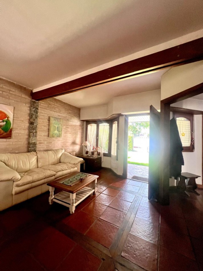 VENTA| CHALET| 4 AMBIENTES| PLAYA GRANDE