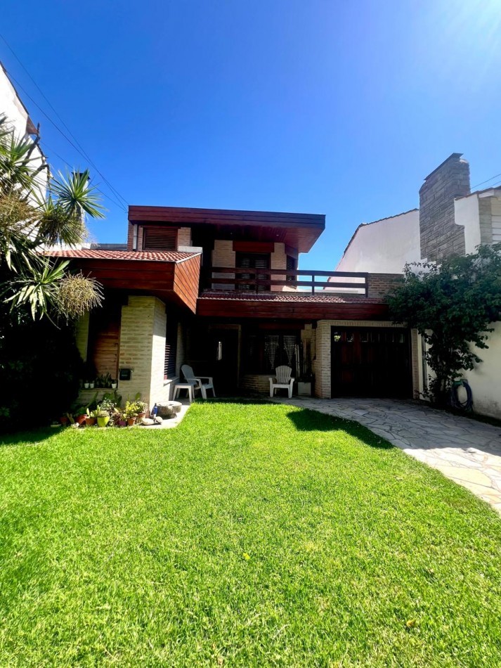 VENTA| CHALET| 4 AMBIENTES| PLAYA GRANDE