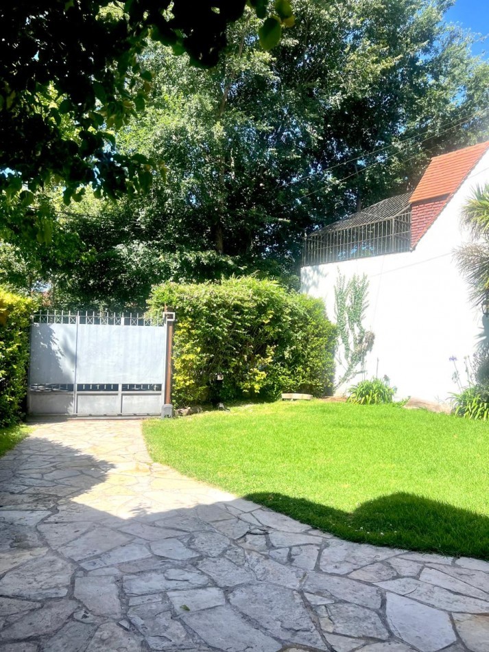 VENTA| CHALET| 4 AMBIENTES| PLAYA GRANDE