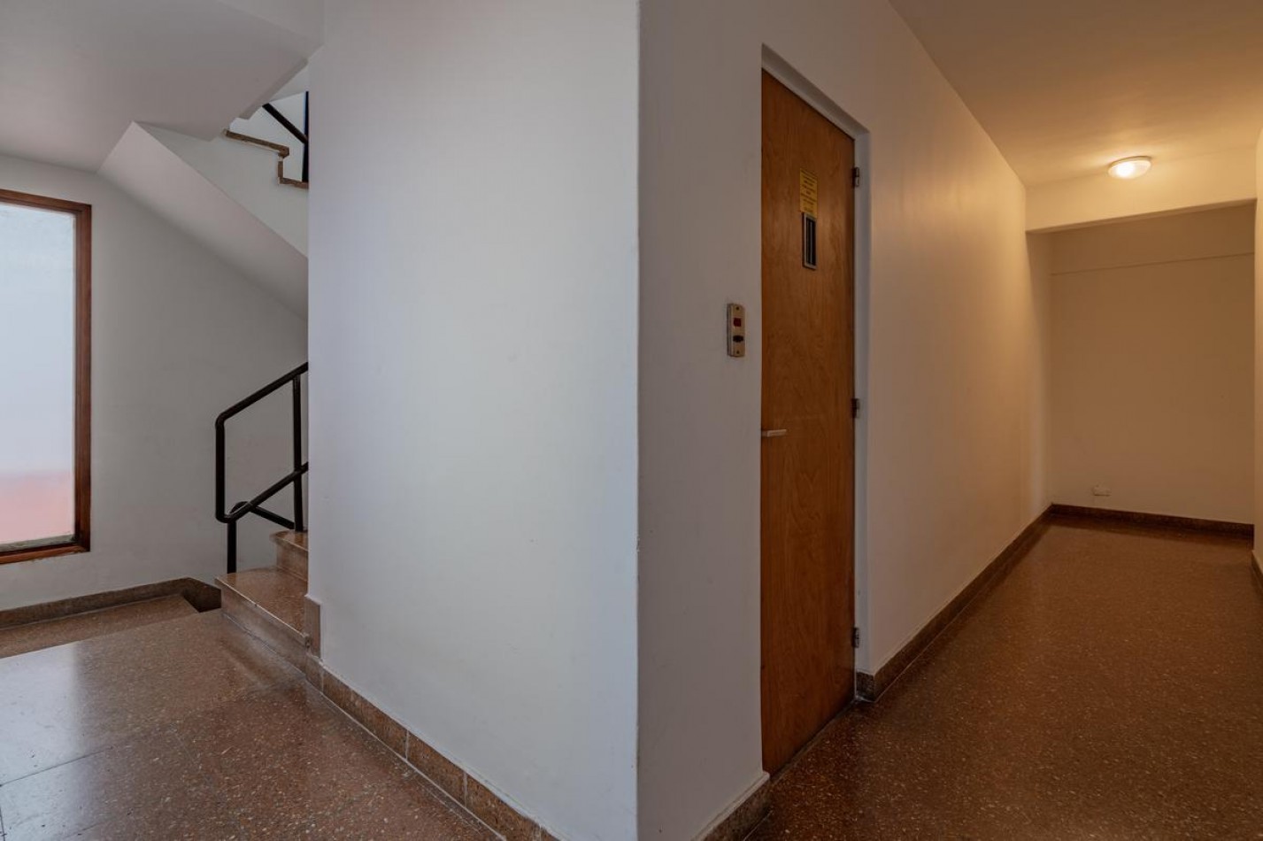 VENTA MDP, PLAYA GRANDE, DEPTO A MTS DEL MAR, 3 AMB CON DEPENDENCIA, COCHERA Y TERRAZA PROPIA, VISTA PLENA A PLAYA GRANDE