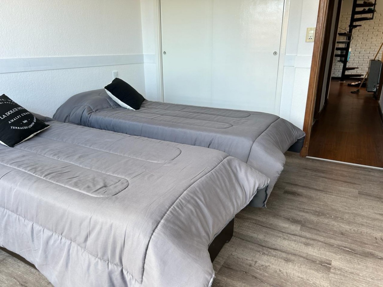 VENTA MDP, PLAYA GRANDE, DEPTO A MTS DEL MAR, 3 AMB CON DEPENDENCIA, COCHERA Y TERRAZA PROPIA, VISTA PLENA A PLAYA GRANDE